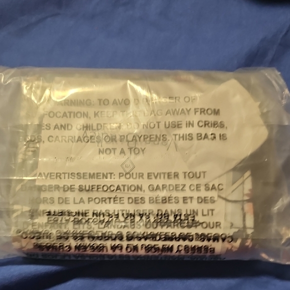 Vera Bradley RFID petite Zip Around Wallet In Pattern Ornate Blooms - Picture 3 of 5